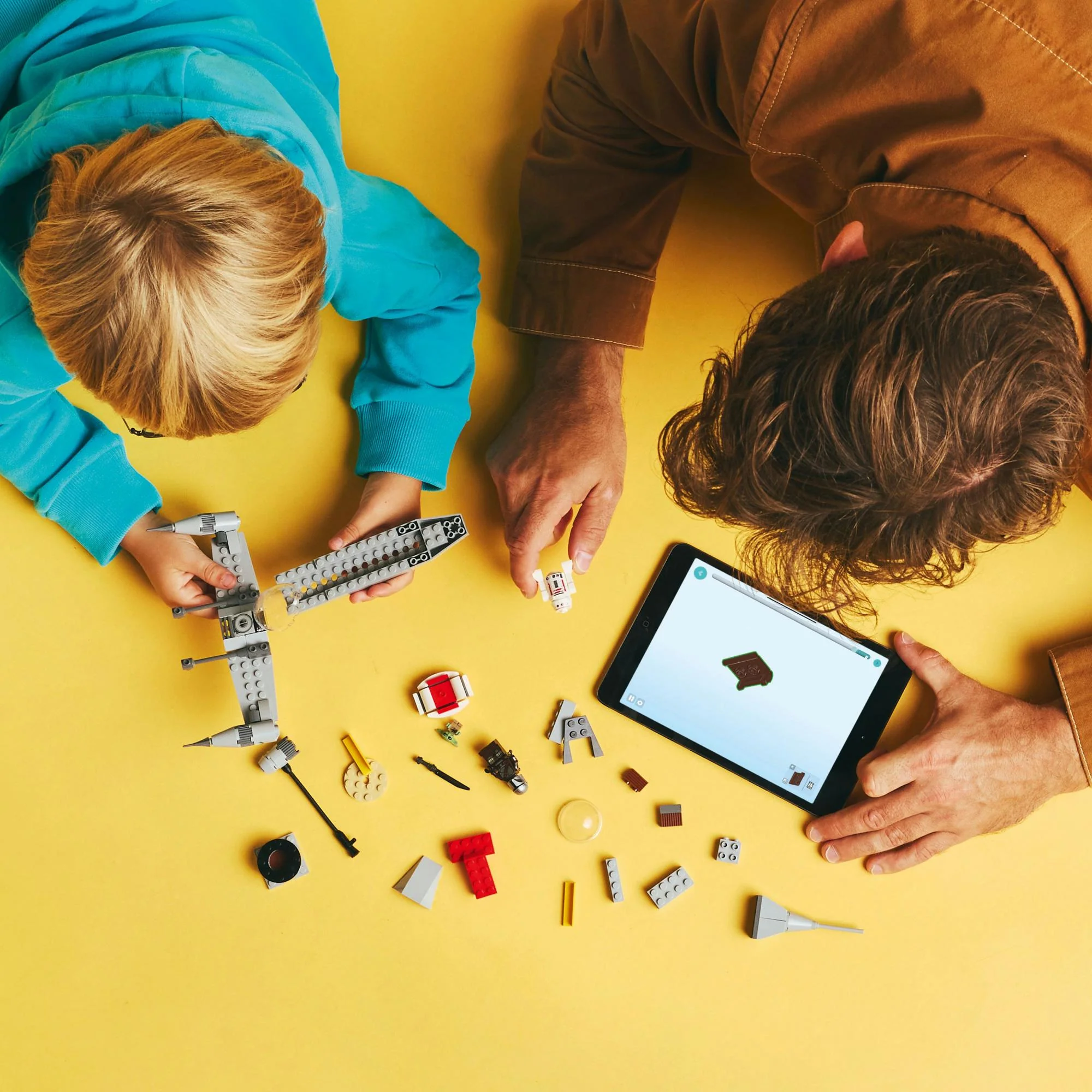 LEGO 75410 Star Wars Mando and Grogu's N-1 Starfighter