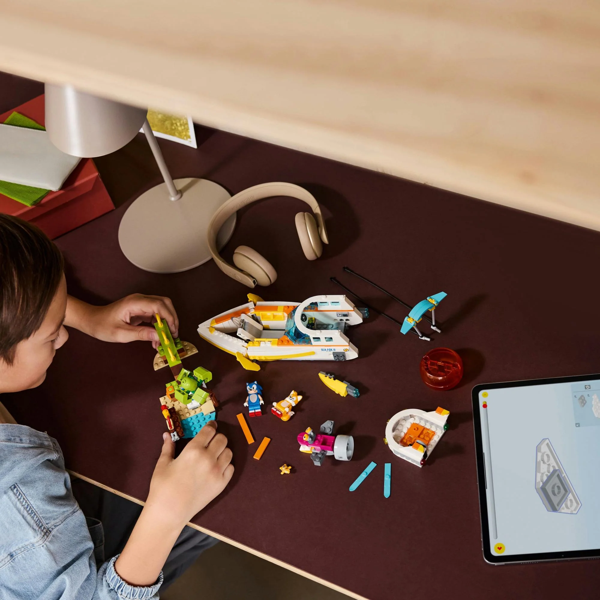 LEGO Sonic: Tails' Adventure Boat (76997)