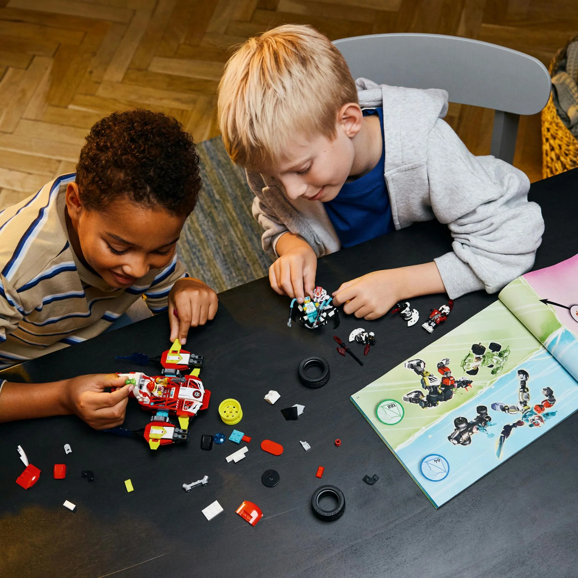 LEGO 71497 DREAMZzz Cooper's Tiger Mech and Zero's Hot Rod car