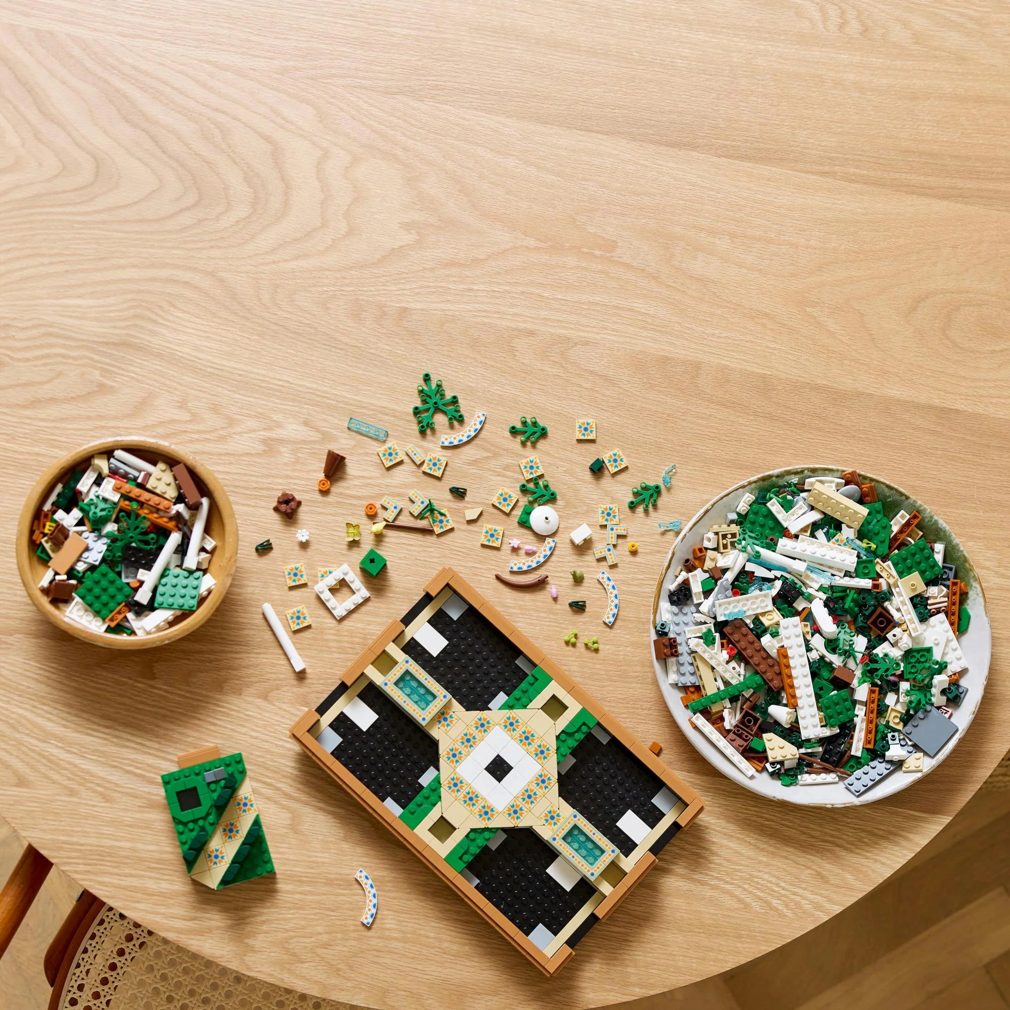 LEGO 10359 Icons Fountain Garden