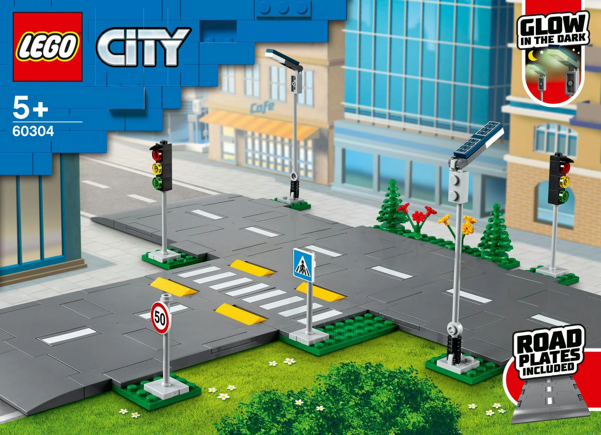 LEGO City intersection with traffic lights 60304