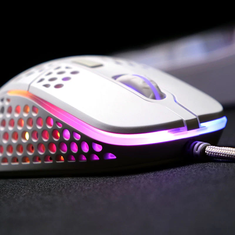Xtrfy M4 RGB. Gaming-Maus. Weiß