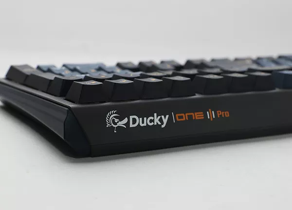 Ducky One 3 Pro - Nazca Line - Brown - RGB