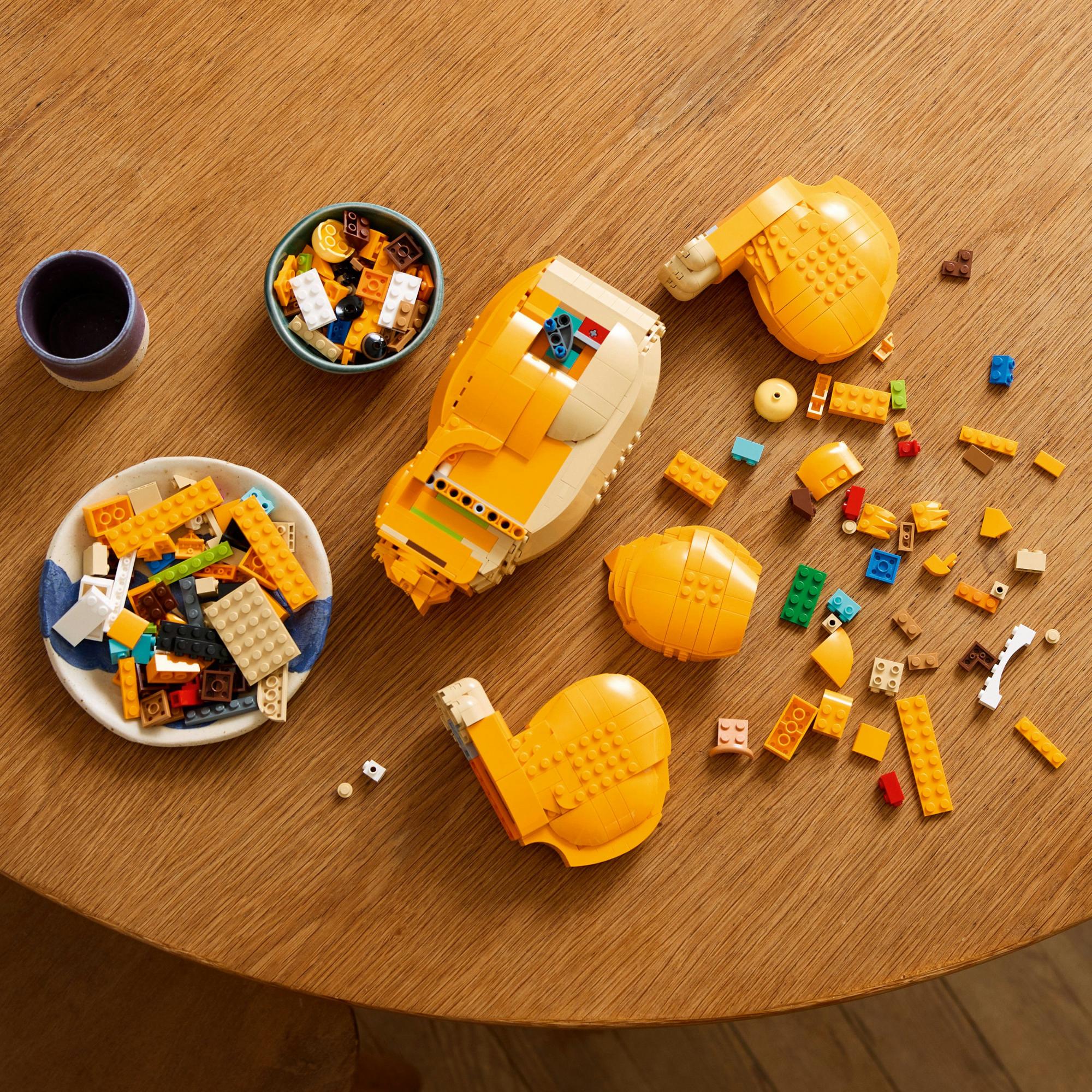 LEGO 43247 Disney Simba. The Young Lion King