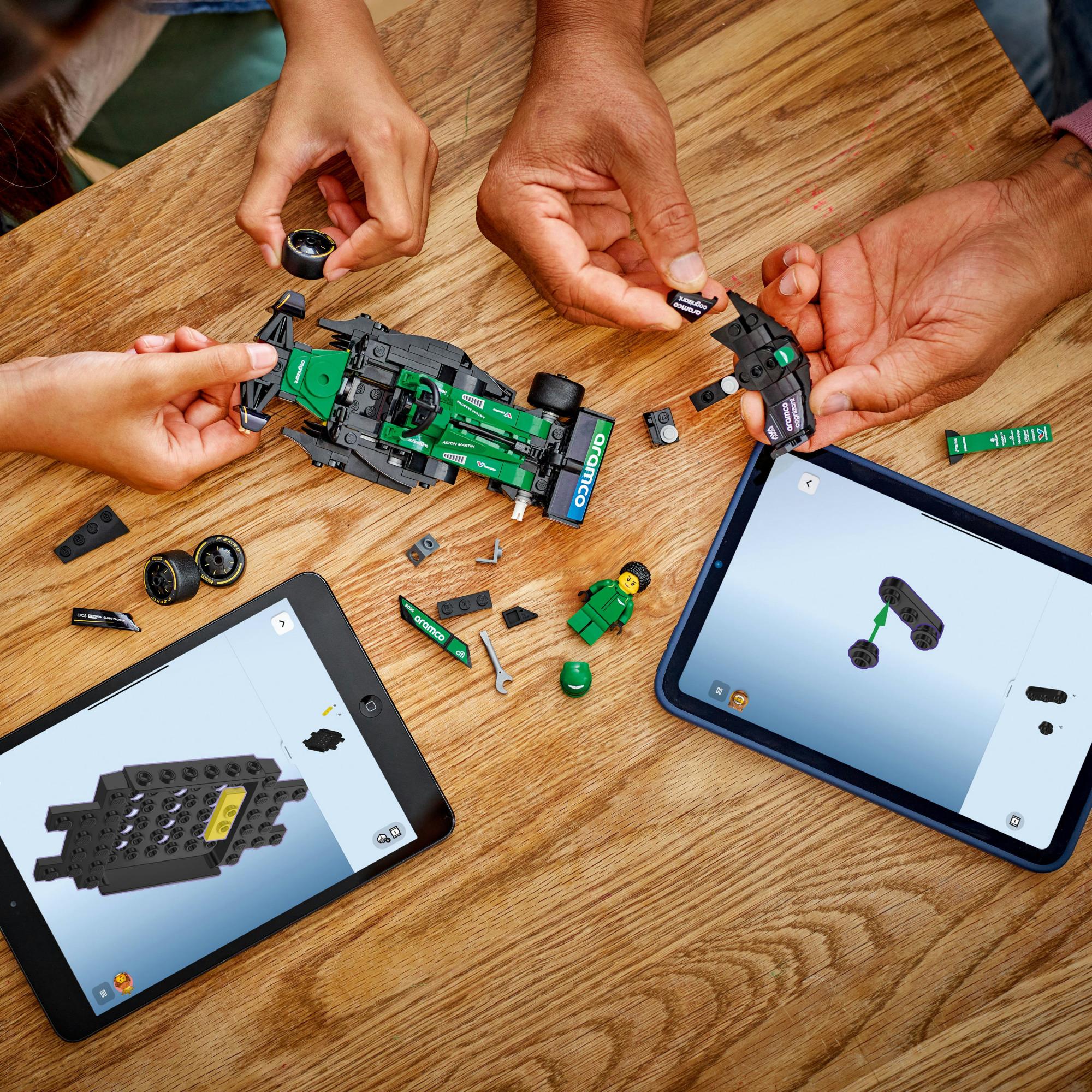 LEGO 77245 Speed Champions Aston Martin Aramco F1 AMR24 Racing Car