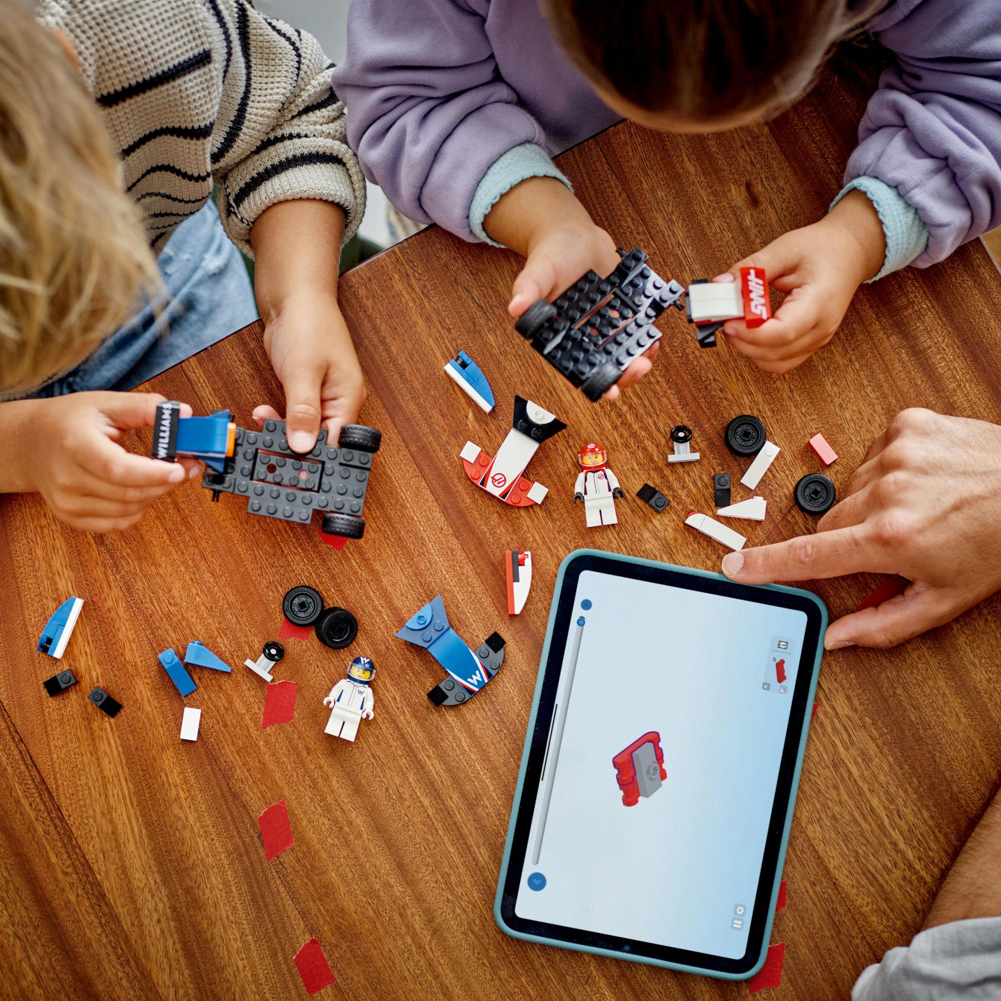 LEGO 60464 City F1 Williams Racing and Haas F1 Racing Cars