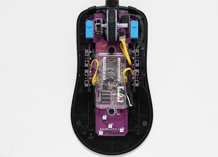 Entenfeder Schwarz & Weiß - Omron D2FC-FK 60M