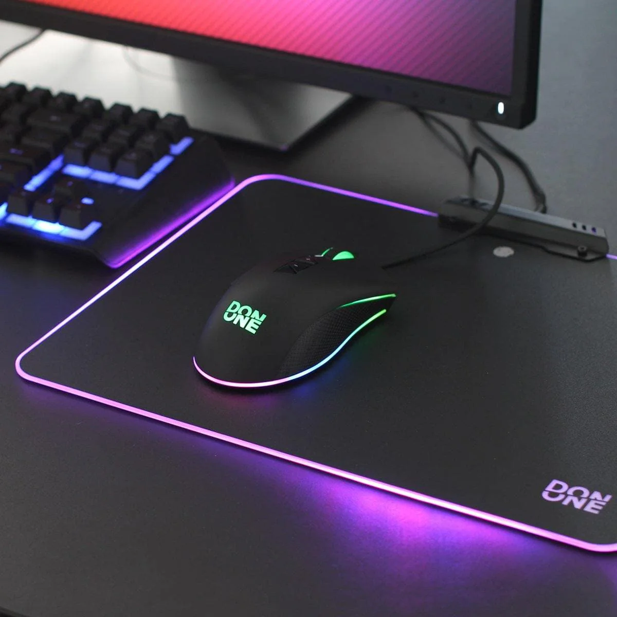 DON ONE– AMATO LED-Mauspad mit harter Oberfläche