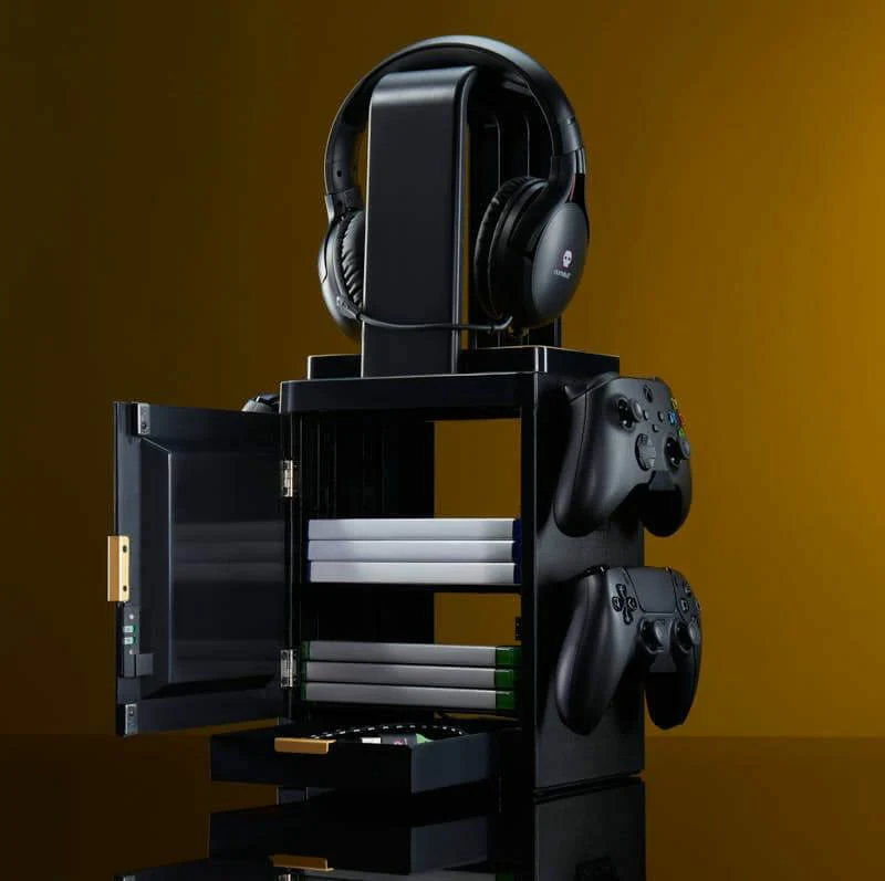 Numskull Official Hogwarts Legacy Light Locker