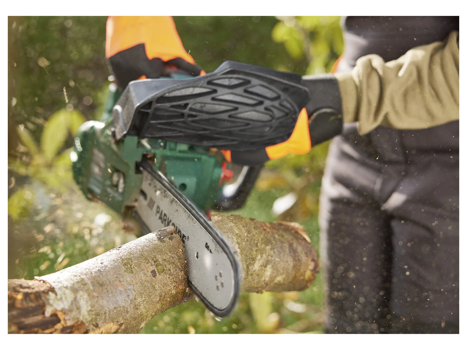 PARKSIDE庐 PBBPS 700 A1 Petrol Chainsaw.700W Top Handle Pruning Saw - Online Shop