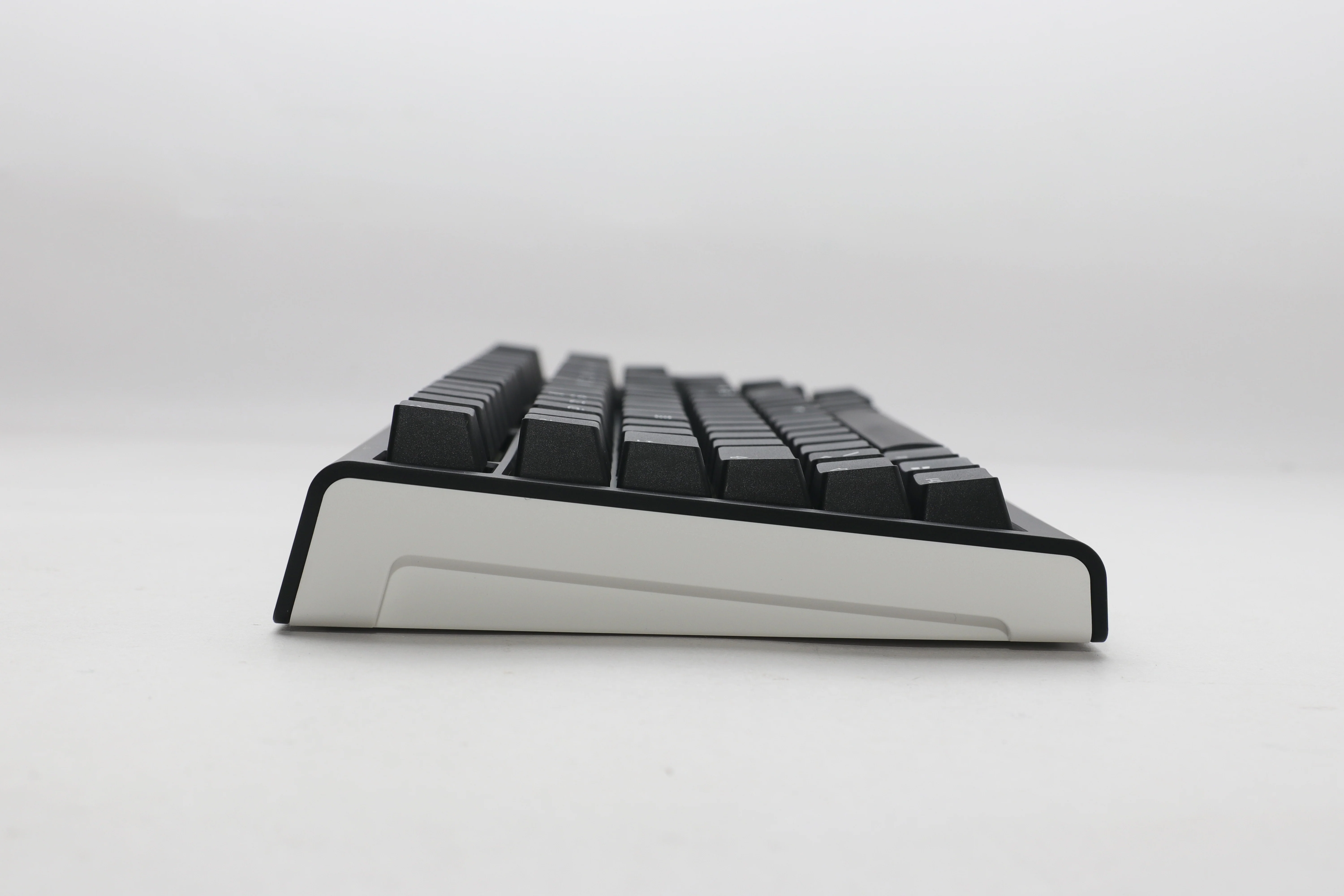 Ducky Tinker75 - Prebuilt - ISO - Black - MX Cherry Blue