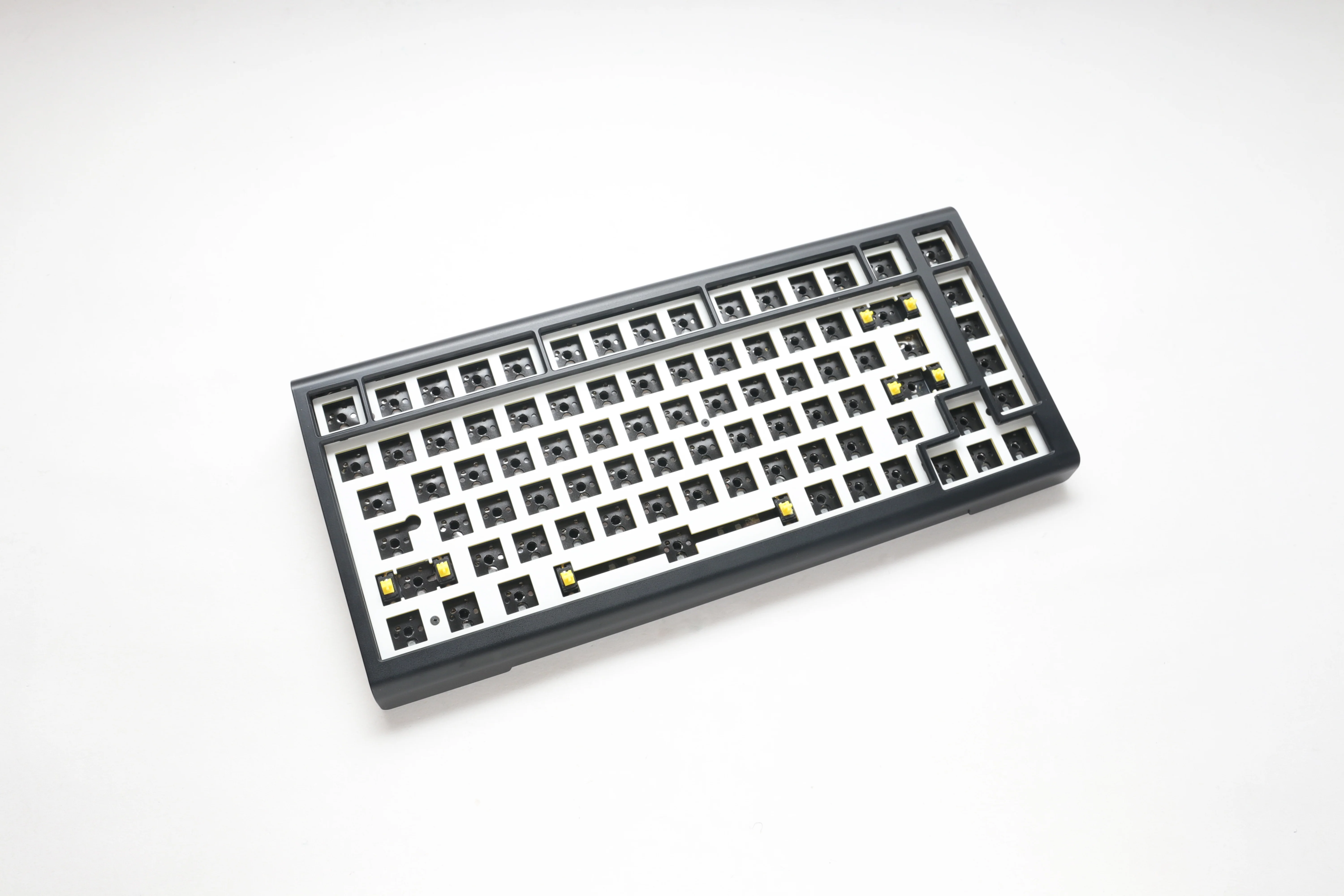 Ducky Tinker75 - Barebone - ISO - Black