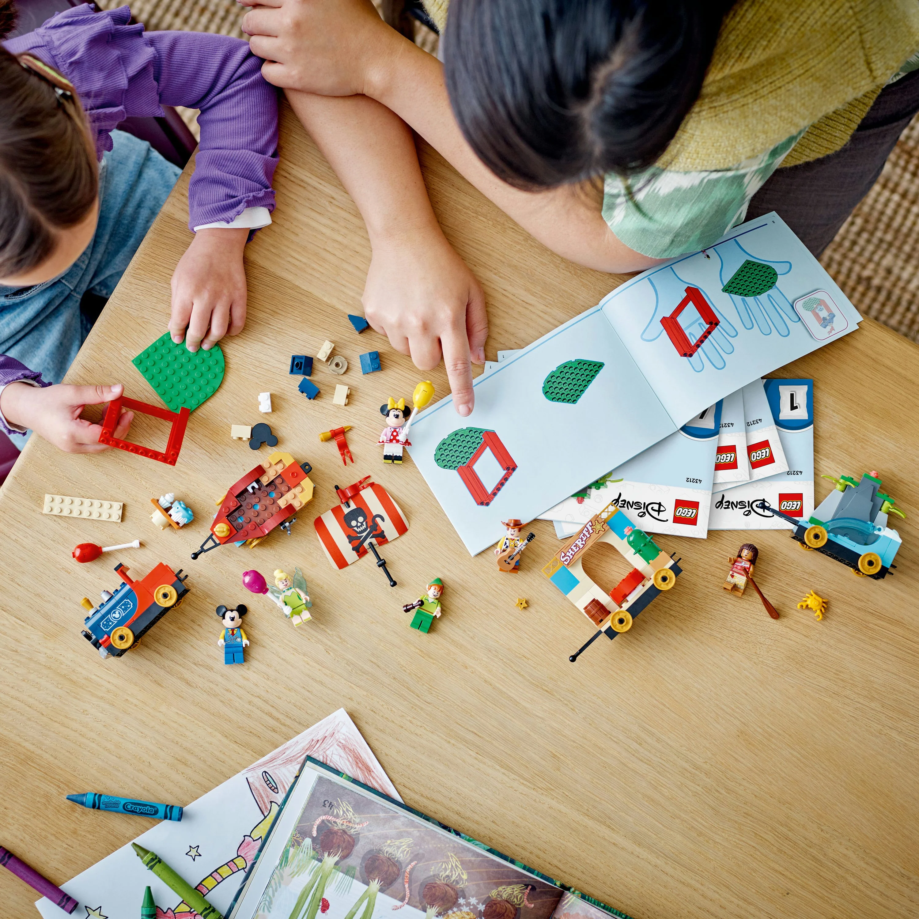 LEGO Disney - Disney Festtog (43212)