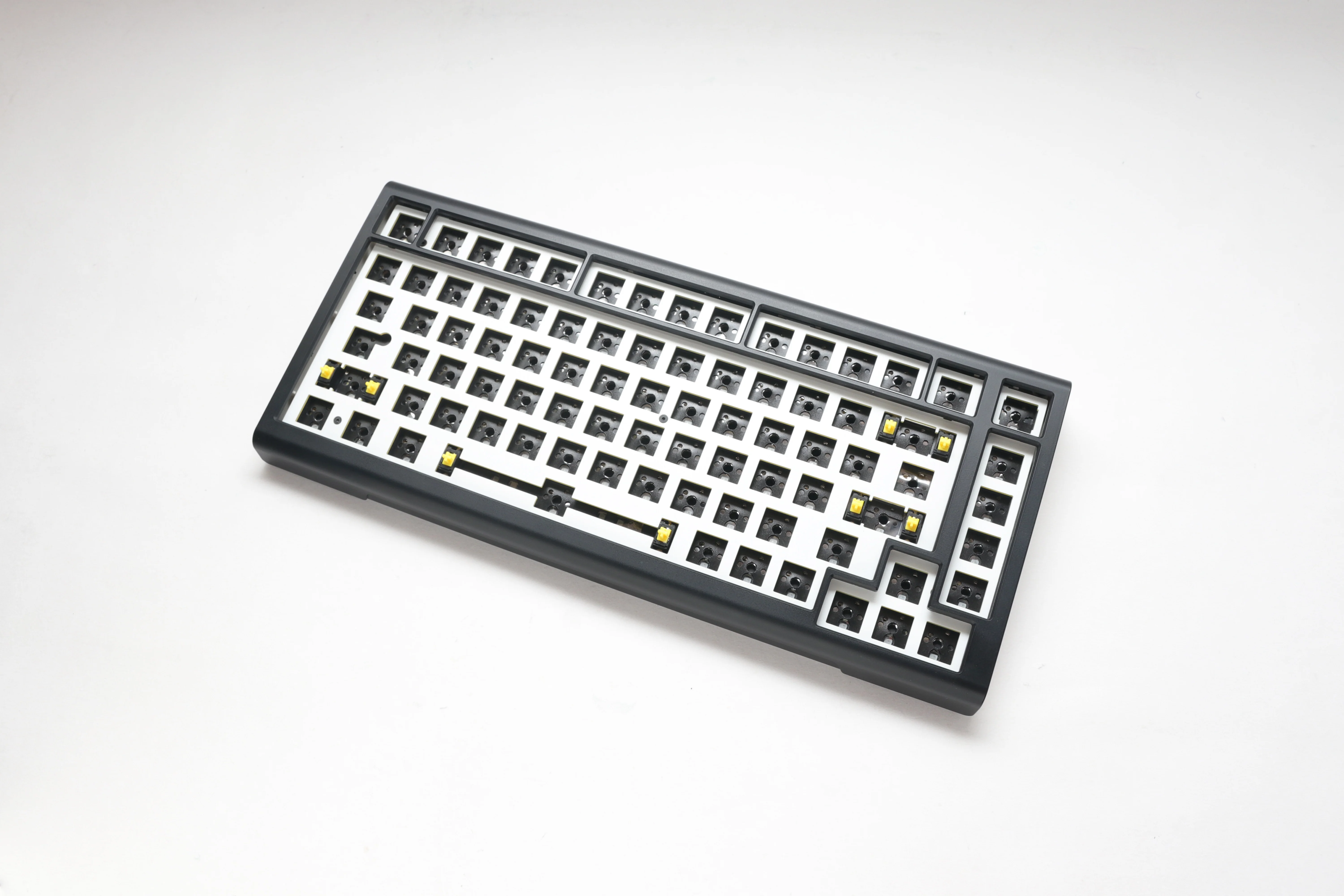 Ducky Tinker75 - Barebone - ISO - Black