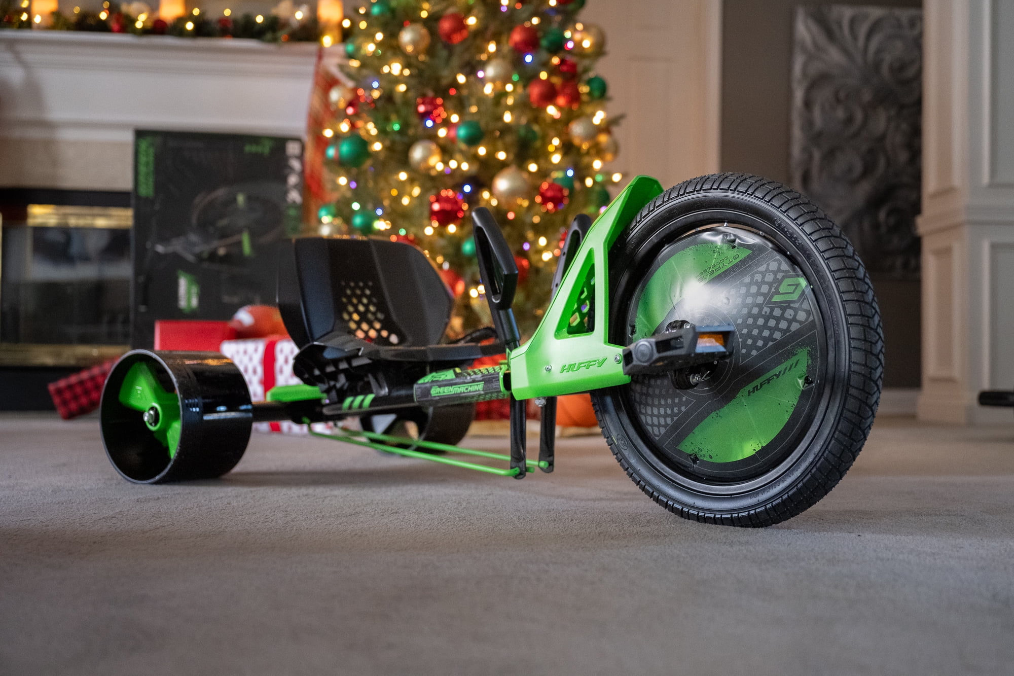 Huffy Adjustable Seat Unisex Kids Drift Trike, Green, 16